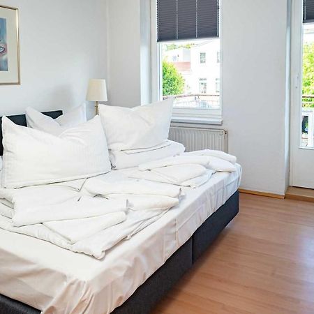 Apartmenthaus Chrischanshof Rostock Exteriör bild
