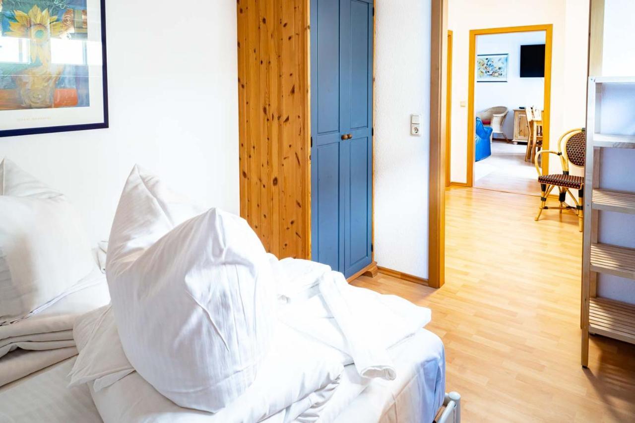 Apartmenthaus Chrischanshof Rostock Exteriör bild