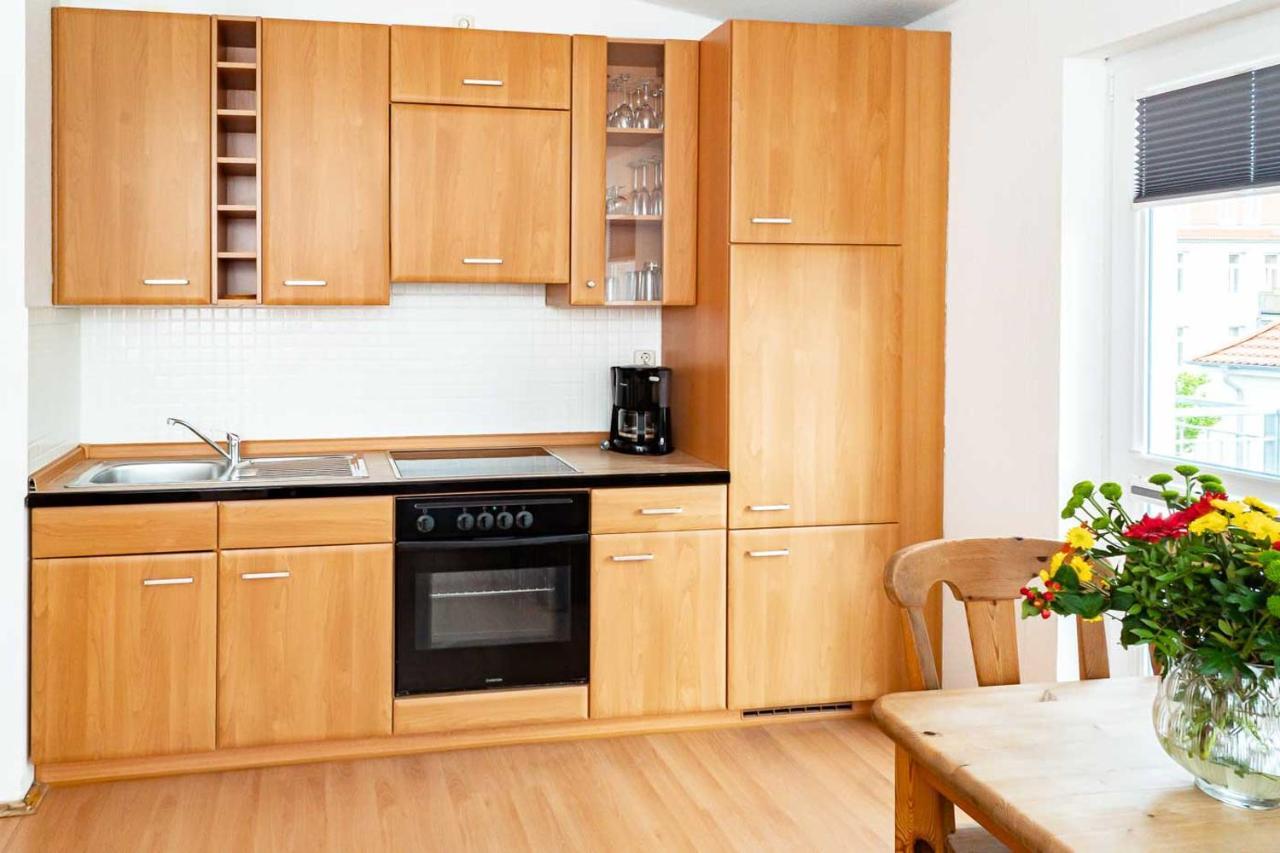 Apartmenthaus Chrischanshof Rostock Exteriör bild